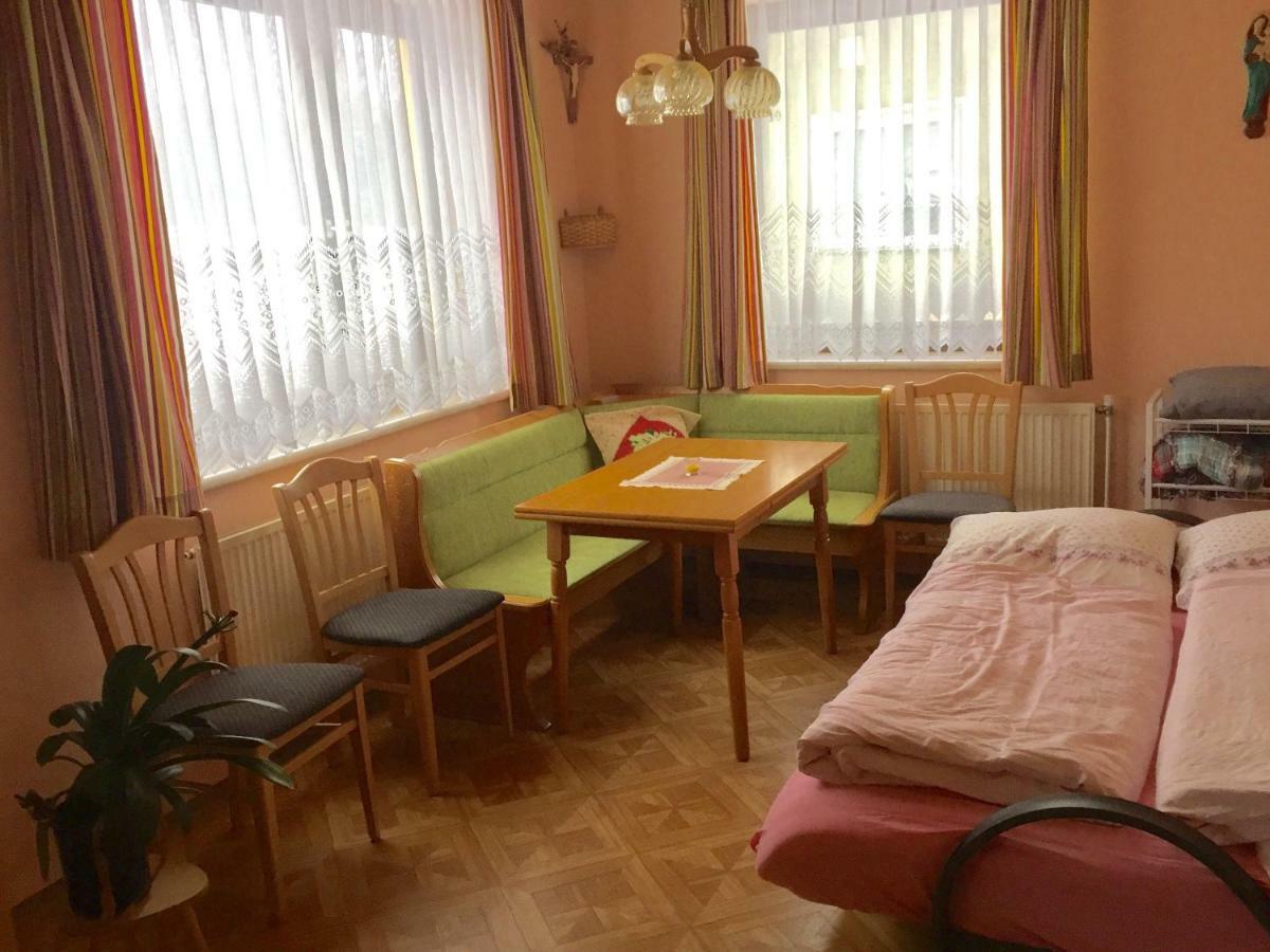Amstetter'S Ferienwohnung Waldenstein  Ngoại thất bức ảnh
